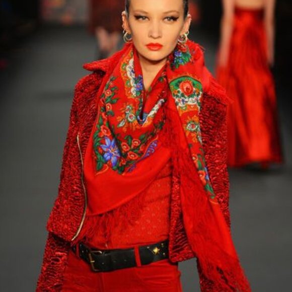 Red Boho Chic Scarf Wrap Shall Street Fashion Gypsy Scarf Spell Rose - Picture 3 of 10